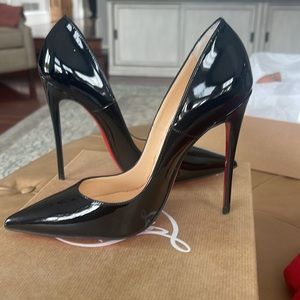 Christian Louboutin black patent So Kate pumps. Size 36.5 worn 3-4 times